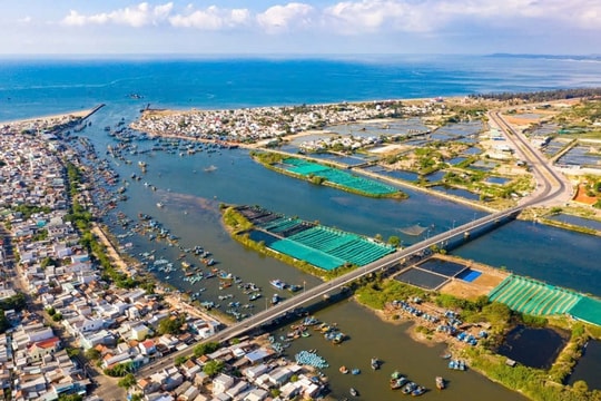 Với bờ biển dài hơn 20km, vùng đất hẹp ven biển Đông sẽ được Lâm Đồng quy hoạch thành "điểm sáng" tăng trưởng mới