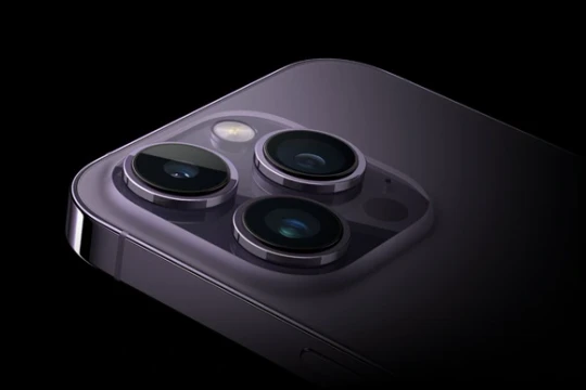 iPhone cao cấp có Dynamic Island 120Hz rẻ nhất Việt Nam hiện nay, trải nghiệm giống iPhone 17 Pro