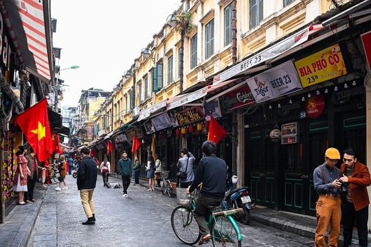 Nếu Hà Nội bỗng yên bình vài ngày Tết, đây là lúc lý tưởng để đi khám phá