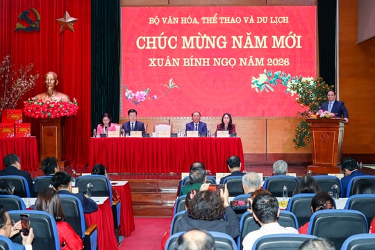 Thủ tướng: Hình thành những diễn đàn lý luận văn hóa sắc bén, có tầm ảnh hưởng khu vực
