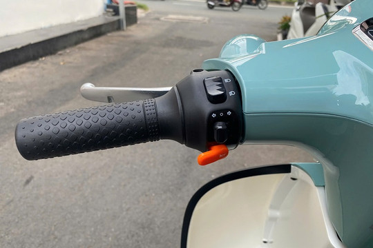 Mẫu xe điện di chuyển tới 100 km/lần sạc, giá chỉ hơn 20 triệu đồng