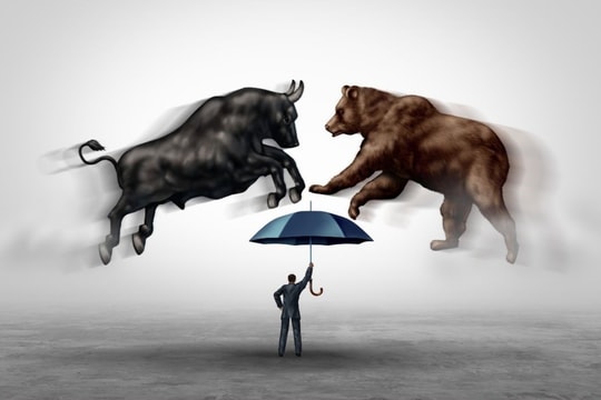 Xung đột địa chính trị leo thang: Chứng khoán Việt Nam thường chỉ rung lắc ngắn hạn?