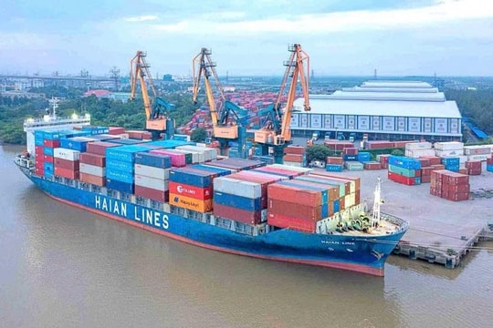Xếp dỡ Hải An (HAH) muốn rót hơn 4.800 tỷ đồng để đóng 2 tàu mới