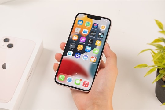 iPhone Pro Max màn 120Hz giá chỉ hơn 10 triệu: Vẫn "ngon" hơn nhiều loạt flagship mới