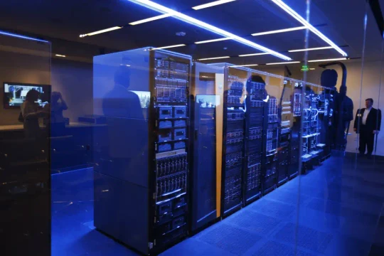 Các trung tâm dữ liệu của BigTech đang lọt vào tầm ngắm quân sự
