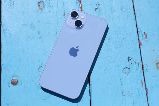 iPhone tai thỏ giảm sâu: Giá chỉ hơn 13 triệu, cạnh tranh trực tiếp với loạt điện thoại đời mới