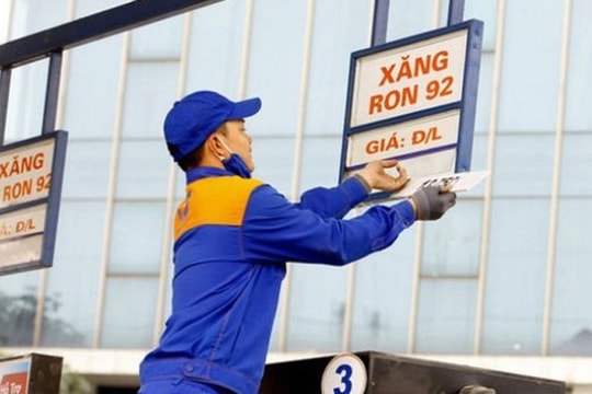 NÓNG: Giá xăng dầu đồng loạt giảm mạnh