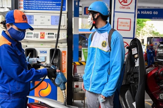 Nhiều mặt hàng xăng dầu bất ngờ được hạ thuế nhập khẩu về 0% trong 52 ngày
