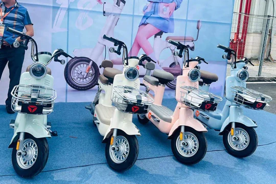 Xe điện không cần bằng lái giá từ 13 triệu đồng: Nhiều mẫu chạy tới 70km mỗi lần sạc