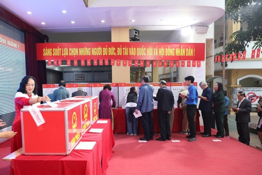 Cả nước đã có hơn 76 triệu cử tri tham gia bỏ phiếu, đạt tỷ lệ 99,38%