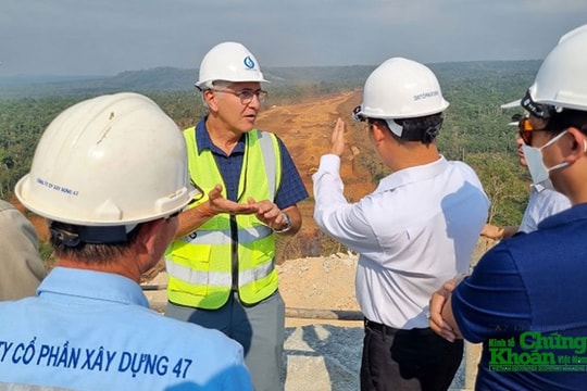 Vượt qua “cửa ải” kiểm toán, một cổ phiếu xây dựng đón tin vui từ HOSE