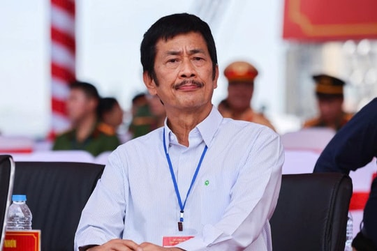 Gia đình Chủ tịch Bùi Thành Nhơn giàu lên trông thấy, chuyện gì đang xảy ra tại Novaland (NVL)?