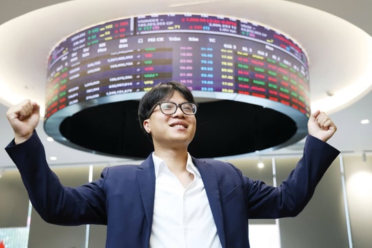 Bluechip đồng loạt đi lên, VN-Index tìm lại đà tăng đẩy ngoạn mục