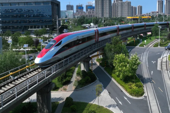 Ninh Bình bắt đầu tái cấu trúc không gian đô thị trước “đại công trình 1.540 km”