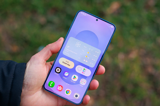 Smartphone Samsung cao cấp giảm sâu: Giá chưa tới 20 triệu, màn lớn 120Hz, pin gần 5.000mAh
