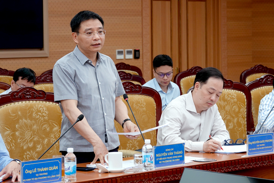 Bộ trưởng Bộ Tài chính Nguyễn Văn Thắng làm việc với tỉnh Điện Biên về phát triển kinh tế - xã hội