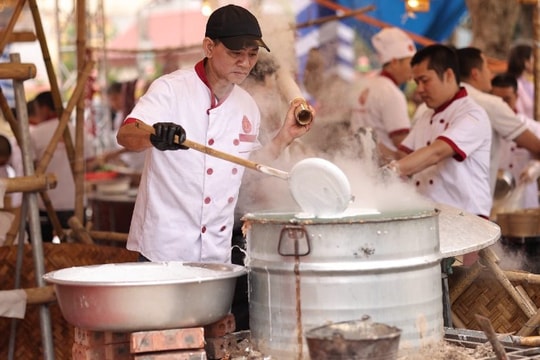 Từ bát phở quê nhà đến hành trình di sản văn hóa phi vật thể của nhân loại