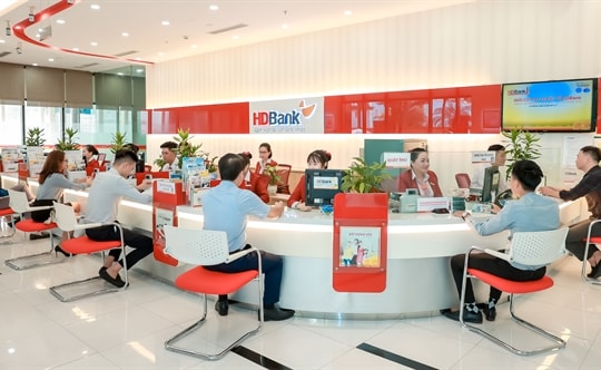 Lãi suất ngân hàng hôm nay 25/3: Tiếp tục tăng rất mạnh, cao nhất lên tới 9%/năm