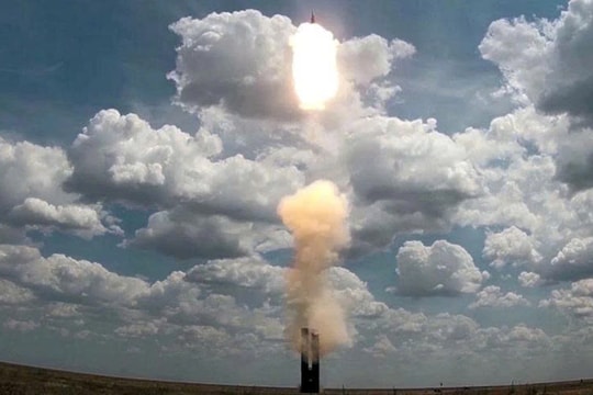 Một loại vũ khí mới chuyên đối phó tên lửa siêu thanh, tầm quét radar tới 1.000km, đối thủ không thể tránh