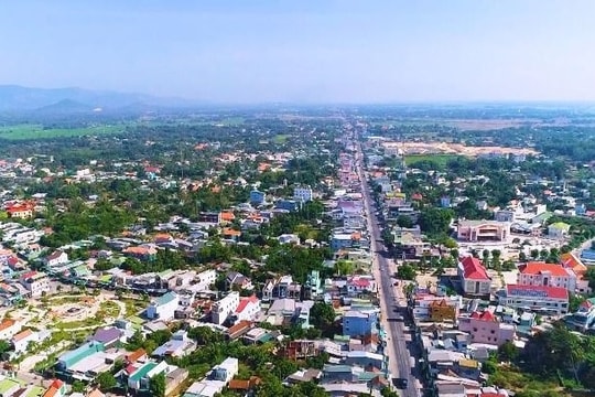 Quảng Ngãi đang sở hữu vùng đất tiềm năng ven biển rộng hơn 69 km2, ít năm nữa sẽ đạt chuẩn đô thị văn minh, đáng sống của tỉnh
