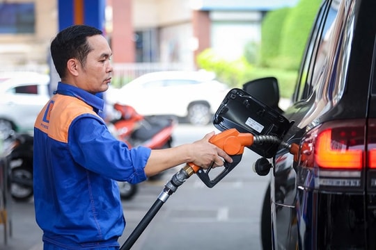 Tin vui: Bộ Tài chính đề xuất giảm mạnh thuế môi trường để bình ổn giá xăng dầu