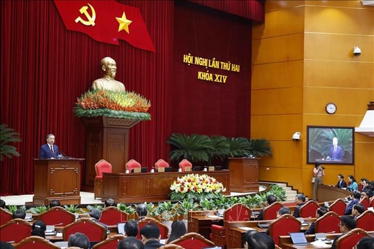 Thông báo hội nghị lần thứ hai Ban Chấp hành Trung ương Đảng khóa XIV