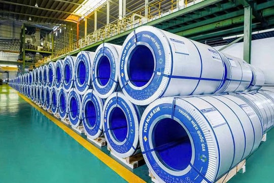 Thép Nam Kim (NKG) đặt mục tiêu doanh thu hơn 22.000 tỷ, lên kế hoạch chào bán 125 triệu cổ phiếu