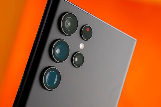 Điện thoại Samsung giảm sâu còn dưới 9 triệu: Camera zoom 10x vẫn rất mạnh