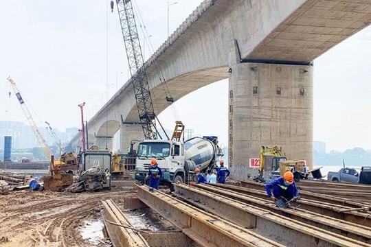 Giải ngân đầu tư công bùng nổ, cổ phiếu những nhóm ngành nào được dự báo sẽ lên ngôi?