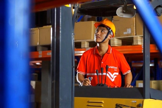 Cổ phiếu mất mốc "3 chữ số", Viettel Post (VTP) công bố kế hoạch có lợi cho các cổ đông hiện hữu