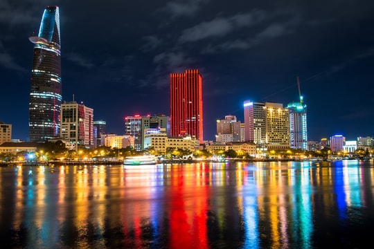 Vì sao Sài Gòn luôn hấp dẫn người trẻ? Khi phong cách sống đô thị trở thành "nam châm" hút thế hệ mới