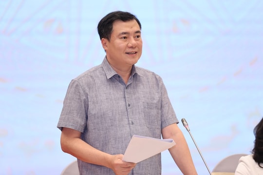 Tồn kho ước đạt 2,6-2,8 triệu m3, nguồn cung xăng dầu đảm bảo cho tiêu thụ tháng 4/2026