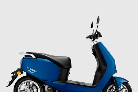 Mẫu xe máy điện đến từ thương hiệu Việt sở hữu động cơ 2.500W, chạy gần 100km, vận hành ổn định trong phố đông