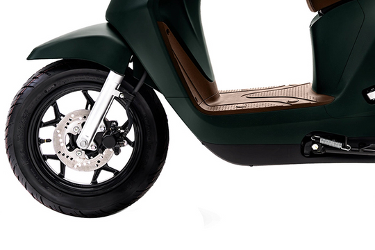 Dòng xe máy điện VinFast đổi pin giá chưa tới 20 triệu: Đi 165 km/lần sạc, miễn phí đổi pin tới 2028