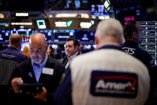 Chứng khoán Mỹ phục hồi mạnh mẽ, Dow Jones có phiên tăng mạnh nhất kể từ tháng 4/2025