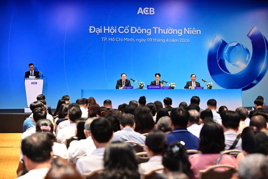 ĐHCĐ ACB: Chủ tịch lý giải lần đầu hụt kế hoạch lợi nhuận sau gần 10 năm, hé lộ lịch trả cổ tức