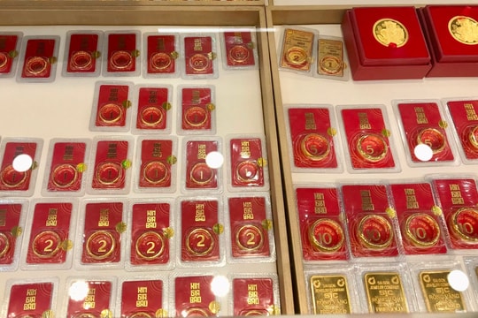 Giá vàng nhẫn hôm nay 10/4: Bật tăng trở lại