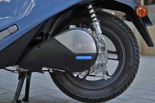Xe điện Honda giá 34 triệu, đi 102km, pin hoán đổi: Thiết kế như xe ga, có thể về Việt Nam?