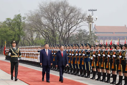 Lễ đón trọng thể Tổng Bí thư, Chủ tịch nước Tô Lâm thăm cấp Nhà nước đến Trung Quốc