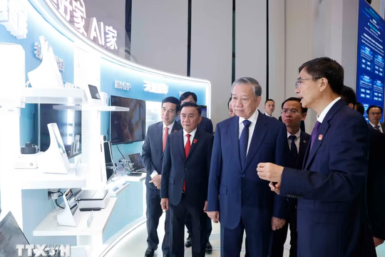 Tổng Bí thư, Chủ tịch nước Tô Lâm tham quan Trung tâm trí tuệ nhân tạo Trung Quốc-ASEAN