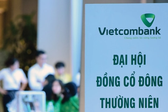 Vietcombank lập kỷ lục về số lượng cổ đông, Ngân hàng Nhà nước đang nắm bao nhiêu vốn?