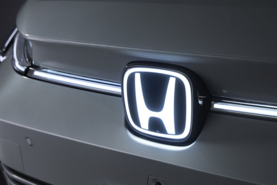 Honda mở bán mẫu ô tô "không cần đổ xăng": Đi xa 535km, sạc nhanh 40 phút