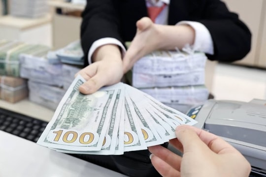 Tỷ giá USD hôm nay 21/4: Bất ngờ hạ nhiệt