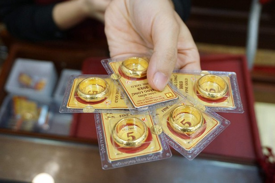 Giá vàng nhẫn hôm nay 21/4: Giảm sau chuỗi tăng nóng