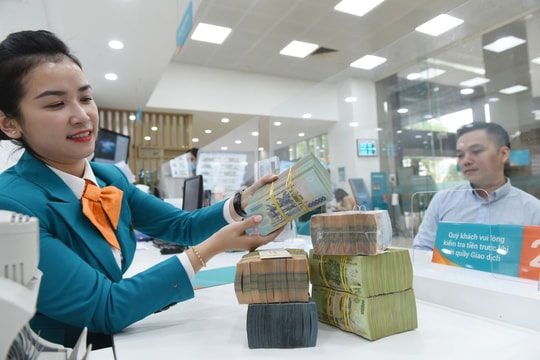 Lãi suất ngân hàng hôm nay 22/4: Có tiền nên đi gửi ở đâu để lãi nhiều nhất?