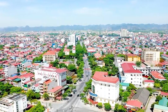 Ninh Bình đẩy nhanh kế hoạch vươn lên thành phố trực thuộc Trung ương theo hướng "đặc biệt"