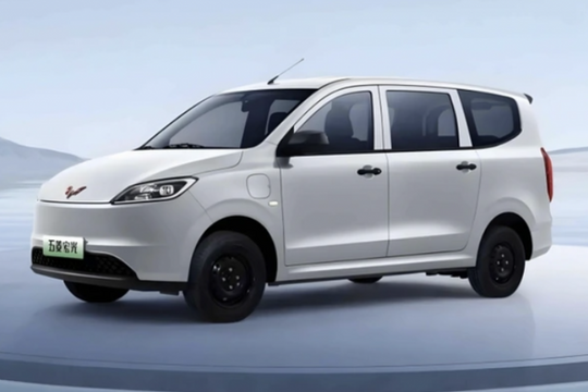 Xe điện 7 chỗ giá dưới 500 triệu: Đi 300km, "phả hơi nóng" lên loạt đối thủ