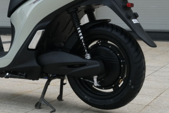 Xe điện được xem là "chân ái" của tài xế công nghệ: Sạc 2 giờ, đi gần 300km, giá chỉ 24 triệu