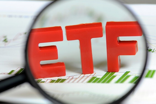 ETF nội có thể gom mạnh FPT và nhóm ngân hàng, KDH đối mặt áp lực bán trong kỳ review quý II