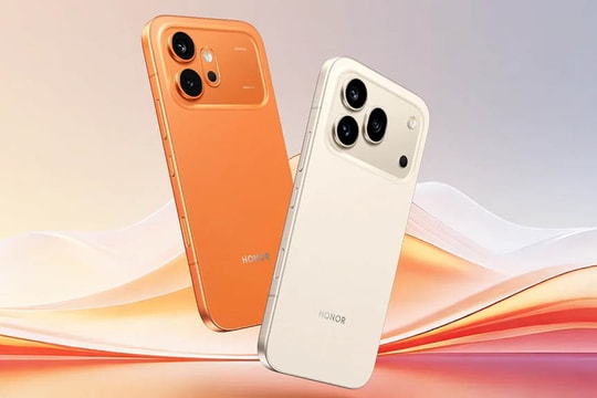 Mẫu điện thoại với thiết kế "na ná" 17 Pro Max gây sốt pin 7.000mAh, camera 200MP